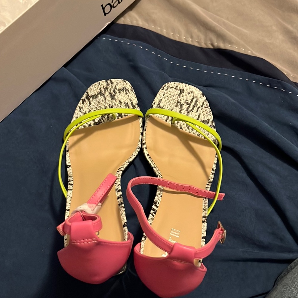 Bar III sandal